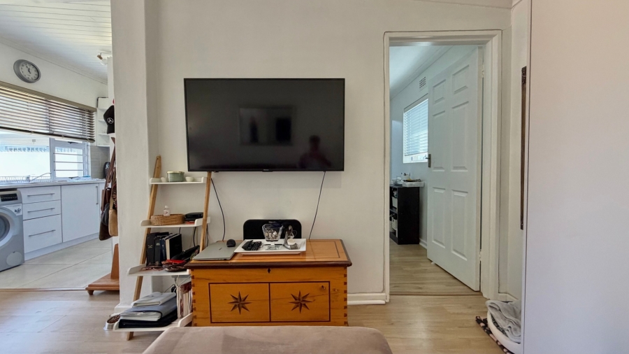 1 Bedroom Property for Sale in Plumstead Western Cape